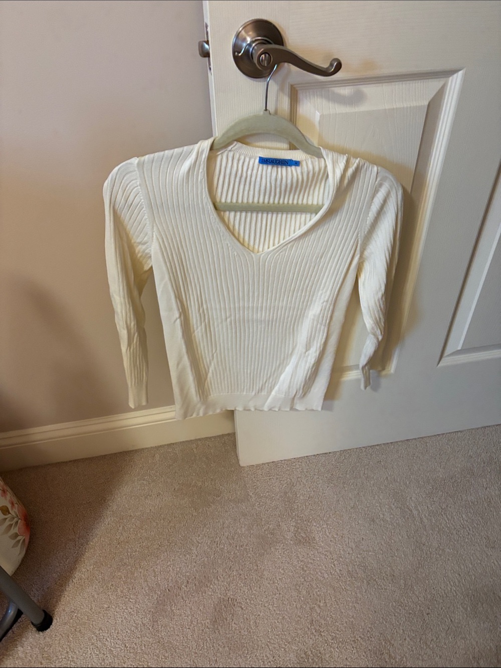 V-Neck Ribbed Long-Sleeve Sweater - White